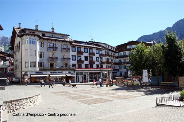 Cortina d'Ampezzo - Pedestrian centre