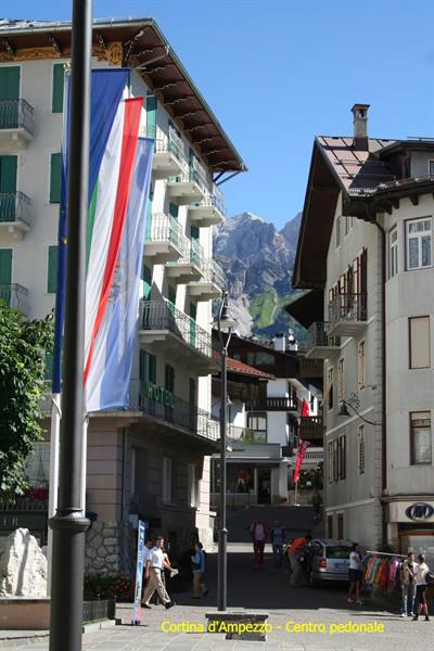 Cortina d'Ampezzo - Pedestrian centre