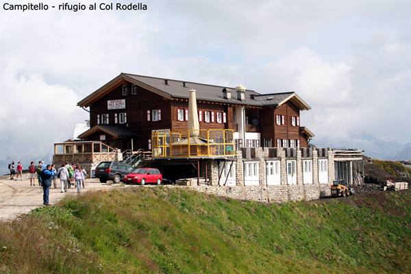 Campitello - mountain hut at Col Rodella