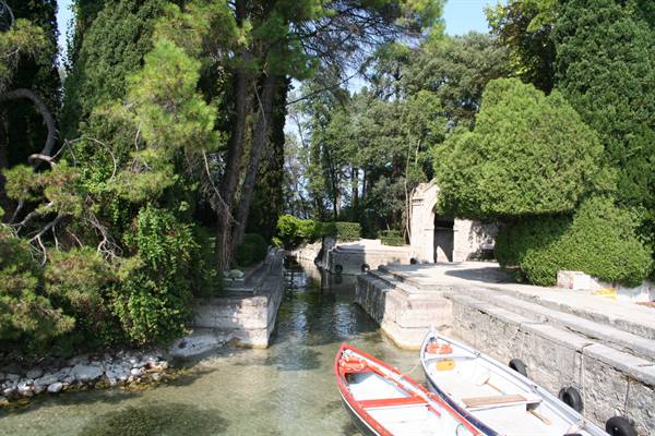 Island of Garda - Villa Cavazza