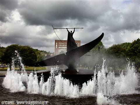 Sandefjord - Monument to the whalers