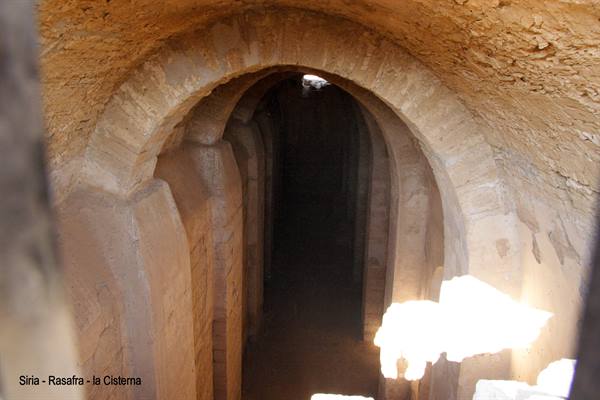 Syria - Rasafra - The cistern