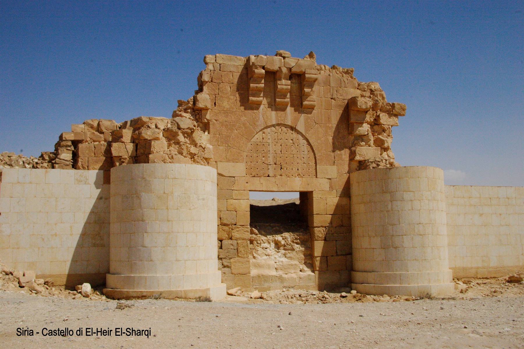 Syria - Rasafra - Castle of el-Heir el-Sharqi