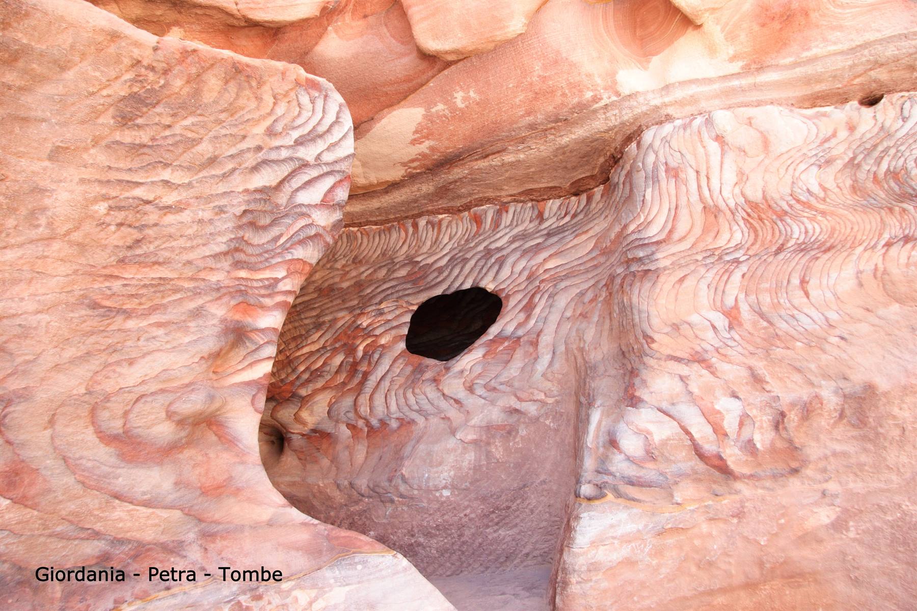 Jordan - Petra - the tombs