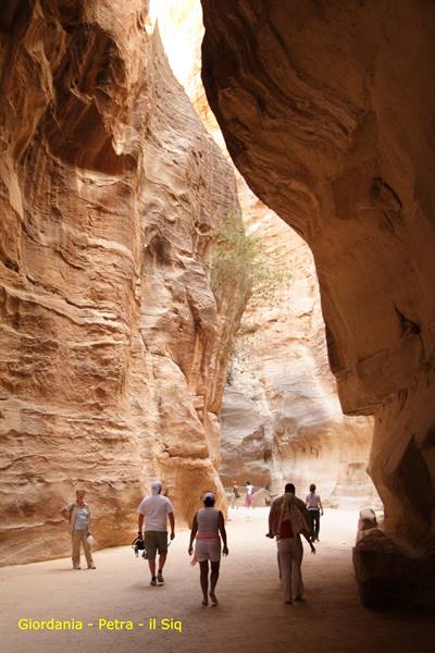 Jordan - Petra - the Siq