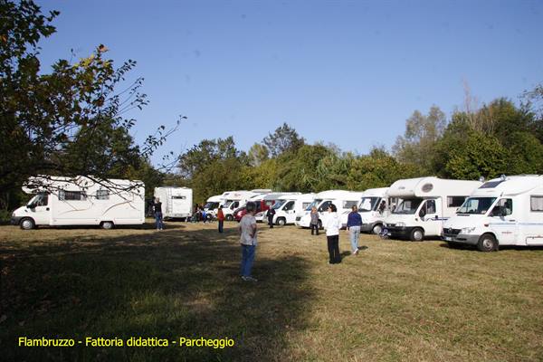 Flambruzzo - Educational farm - car park