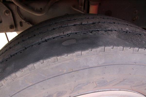 thanks to Motuorist..with a tyre like this, I risked my life...