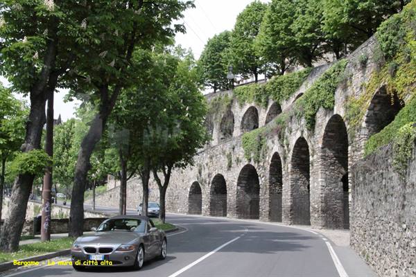 Bergamo - the walls of the upper town