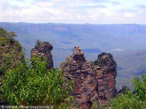 The Three Sisters sandstone rocks in the Blue Mountains among eucalyptus trees