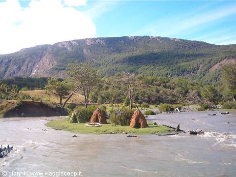 Reconstruction of native huts.