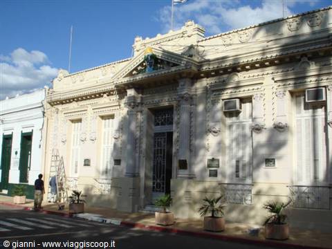 Tacuarembó: The town hall.