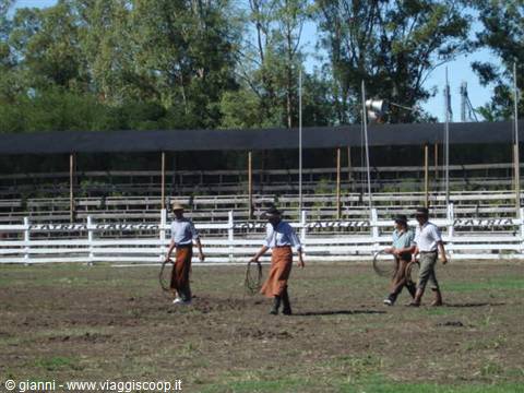 Patria Gaucha: the rodeo trials begin.