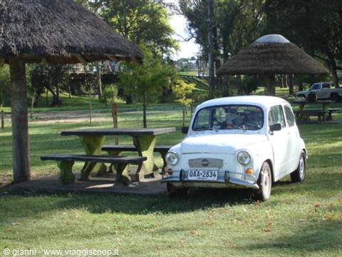 The 'old' Fiat 600, also present at the Patria Gaucha.