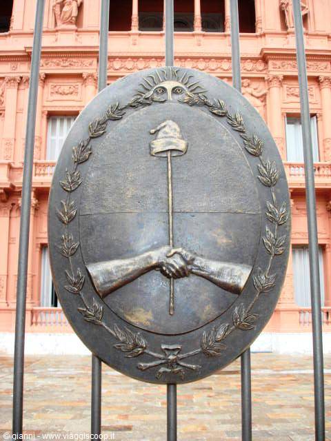 The Nation's coat of arms.