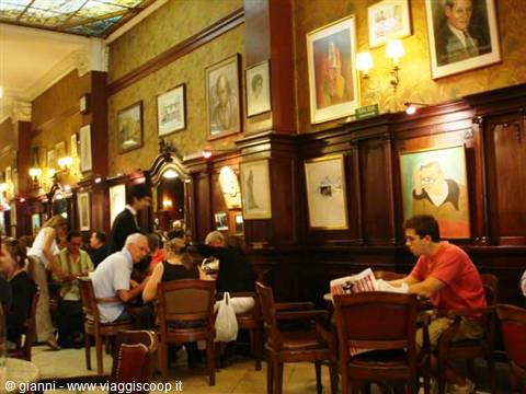 The famous Caffè Tortoni.