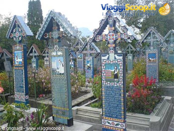 SAPINTA - The Merry Cemetery