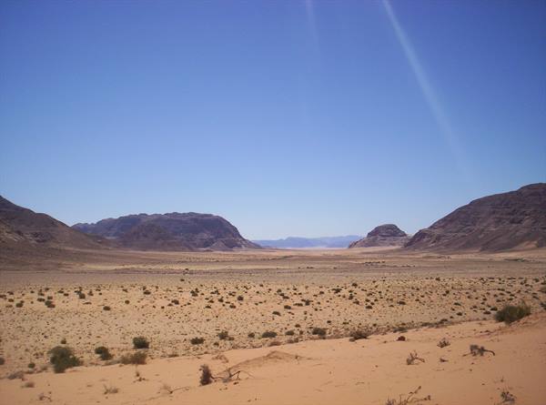 At the Edge of the plateau, silences...