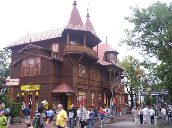 Zakopane, wooden houses and mass tourism