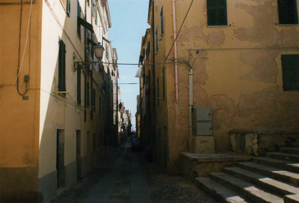Alghero, alleys