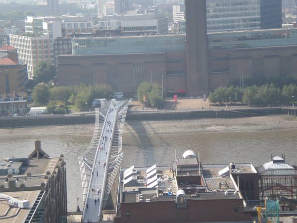 Millennium Bridge