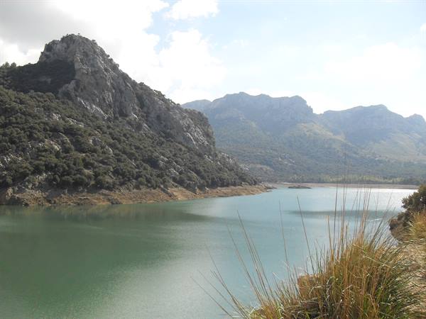 the lakes toward Sa Calobra