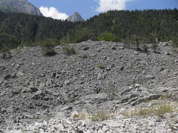 landslide towards Lake Tovel