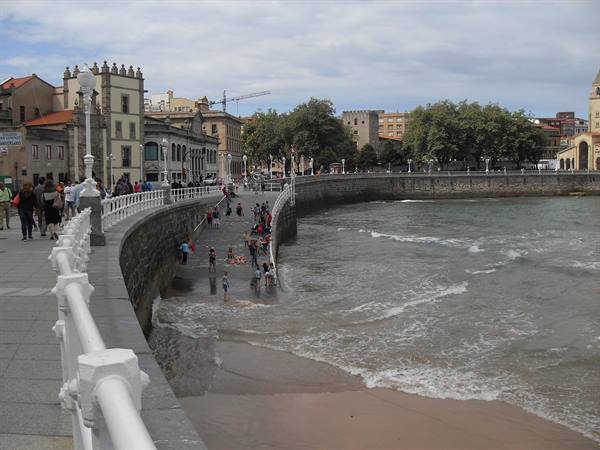 Gijón seafront