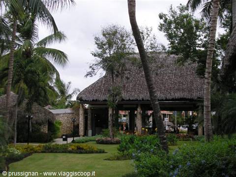 Open-air hall