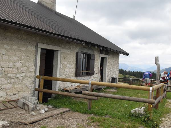 the Pioverna malga