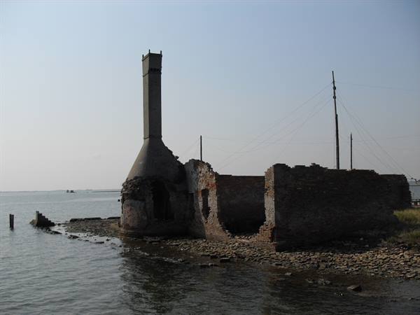 the remains of the Casone of Valle Millecampi