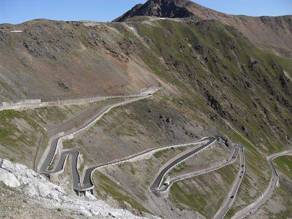 the hairpin bends from Trafoi to the Stelvio