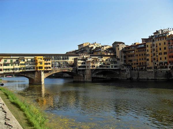 the Arno and Ponte Vecchio