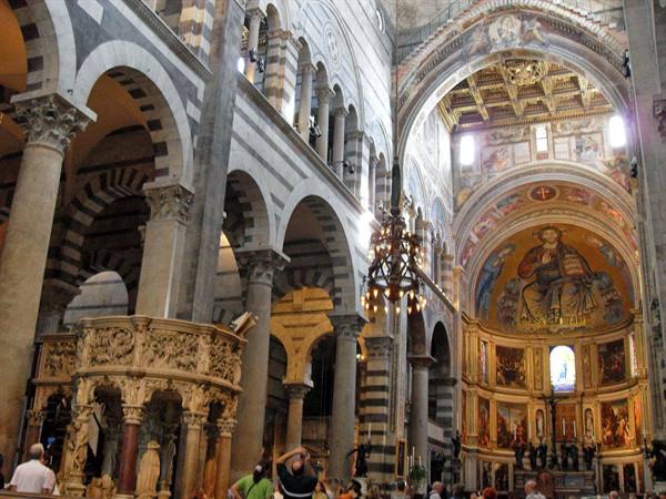 interior of the Duomo of Pisa