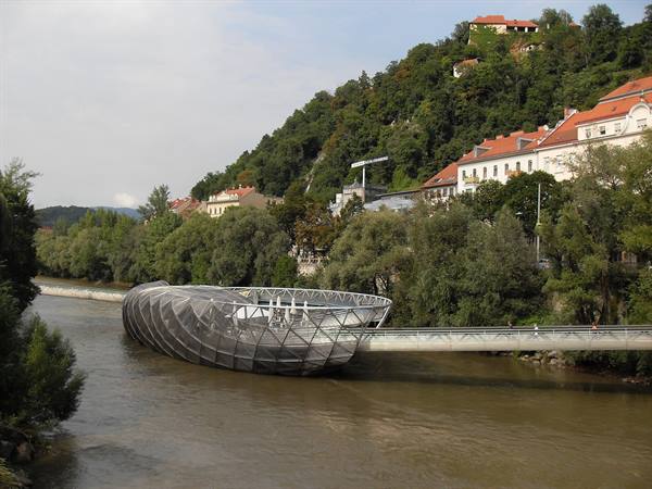 bridge over the Mur river