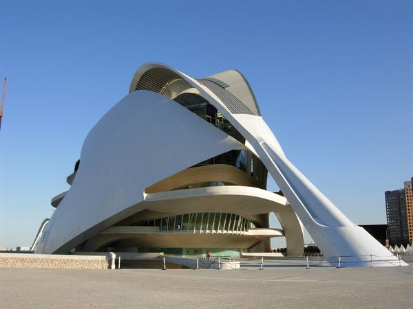 Palau de les Arts Reina Sofía in Valencia, white concrete under blue sky