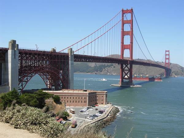 Golden Gate Bridge - San Francisco