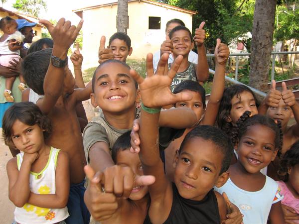 Kids of the Andraujo favela