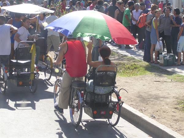 Through the streets of Holguin
