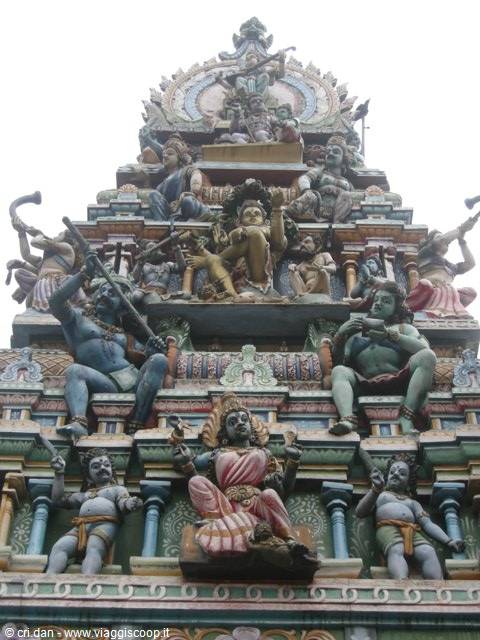 Towards Dambulla - Hindu temple
