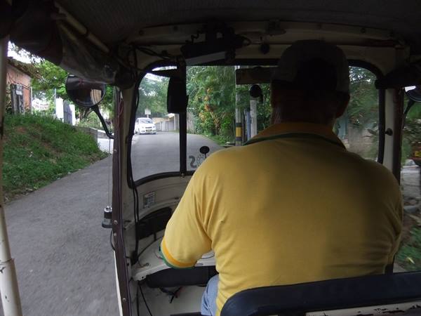 tuk-tuk
