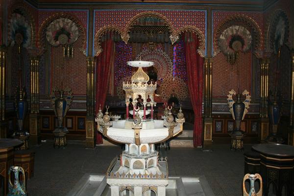 Linderhof Castle