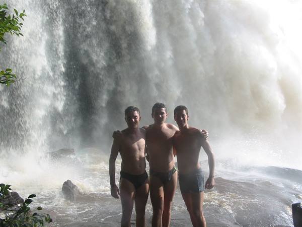 salto el sapo - canaima lagoon