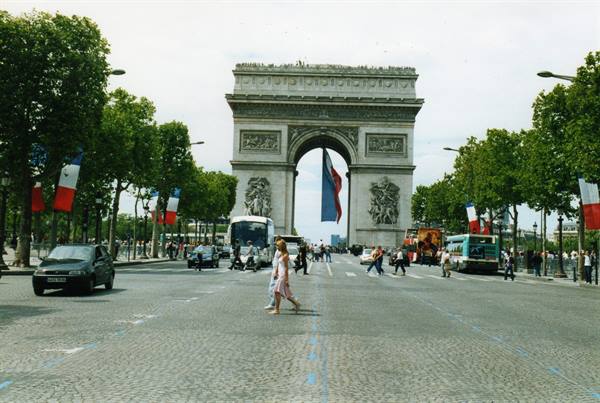 ARC DE TRIOMPHE
