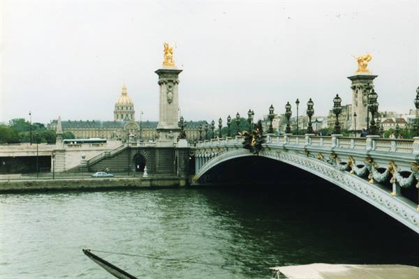 L'HOTEL DES INVALIDES SEEN FROM THE SEINE