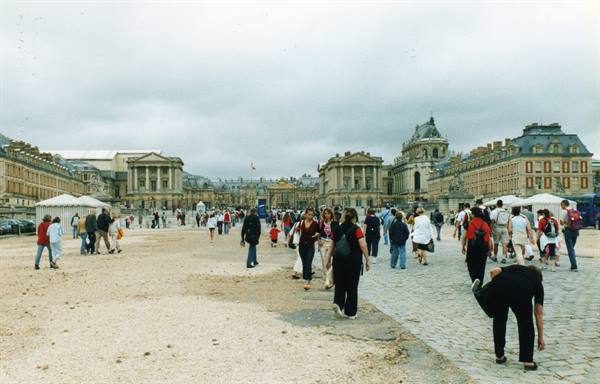 PALACE OF VERSAILLES