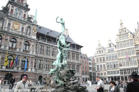 Brabo fountain on Antwerp's Grote Markt, bronze statues among guildhalls