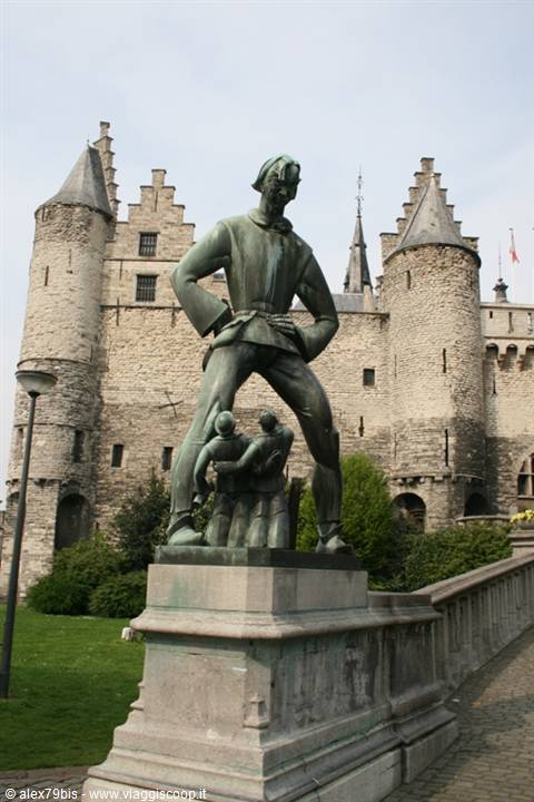 Bronze Lange Wapper statue in front of Het Steen castle, Antwerp