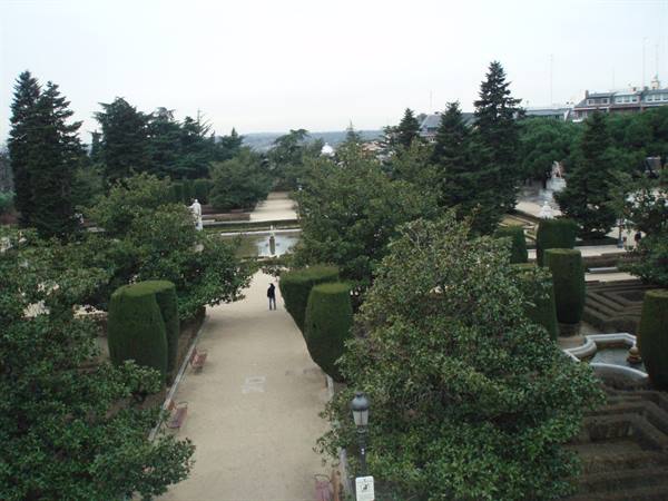 Sandy paths among cypress hedges in Madrid's Sabatini Gardens
