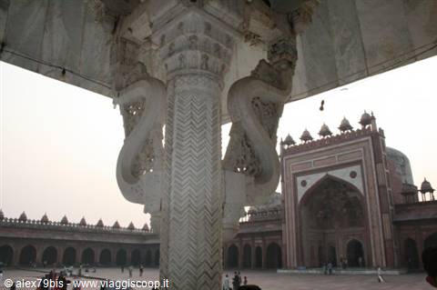 Carved marble column with serpent brackets at Fatehpur Sikri's Jama Masjid