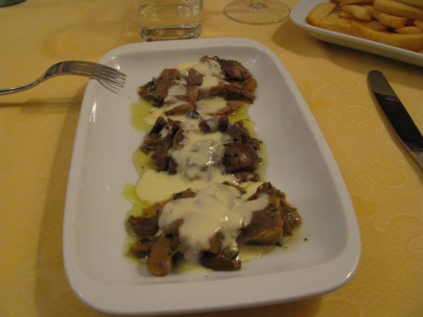 Mushrooms with fondue